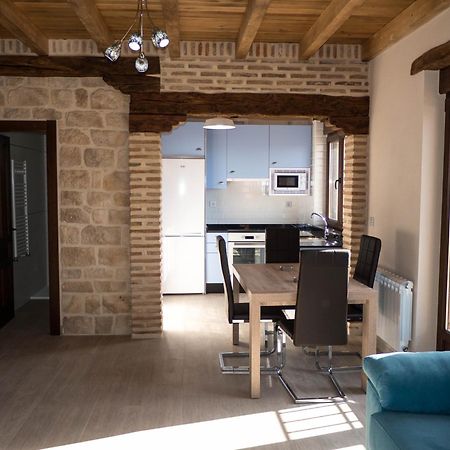 Apartamentos La Fabrica Villaluenga de la Vega Luaran gambar