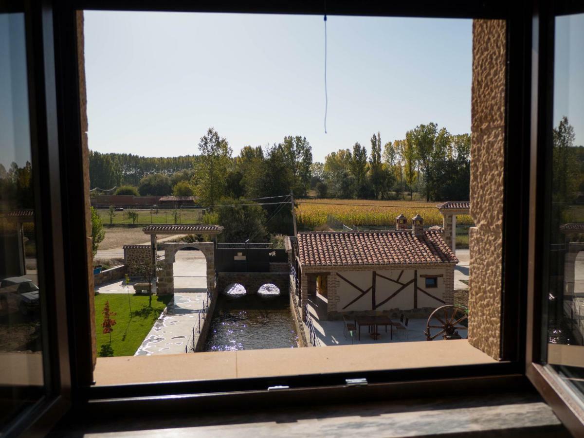 Apartamentos La Fabrica Villaluenga de la Vega Luaran gambar