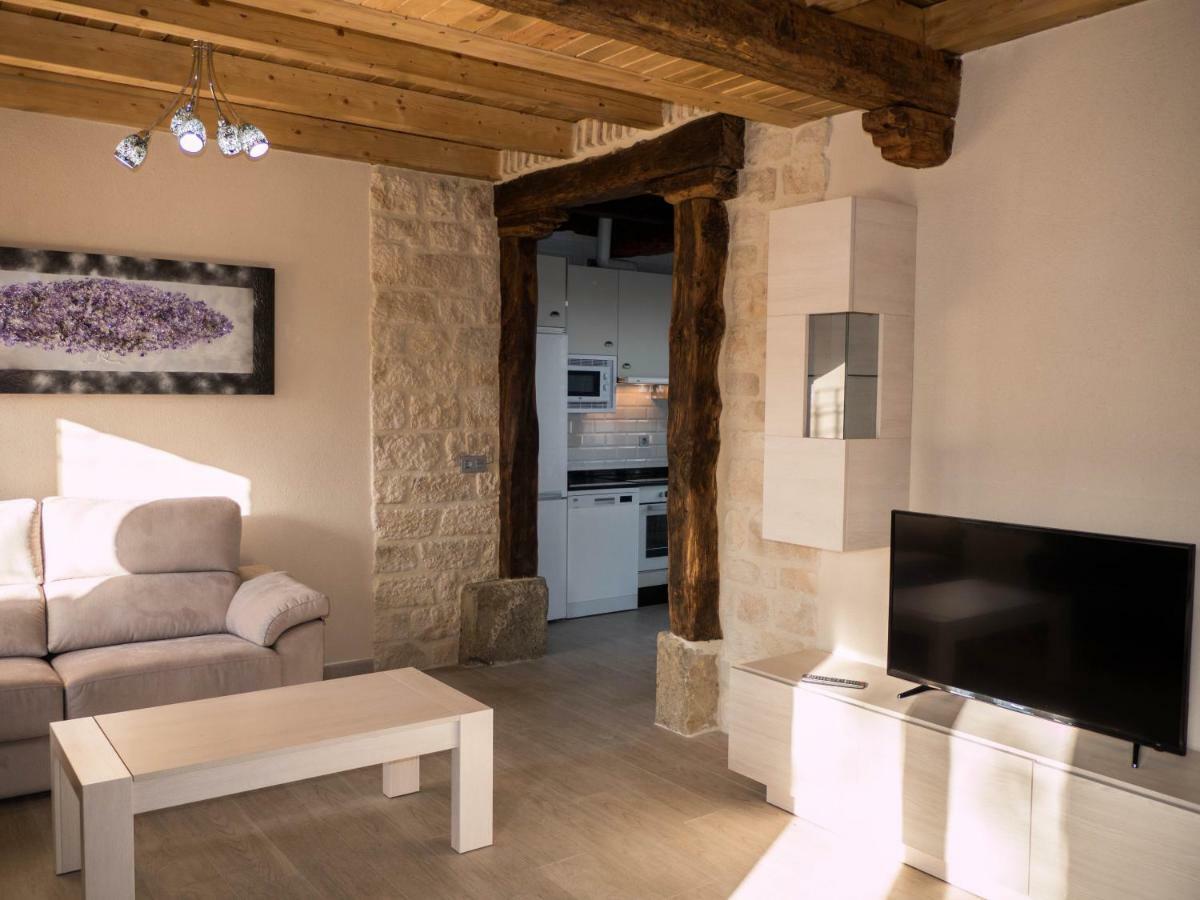 Apartamentos La Fabrica Villaluenga de la Vega Luaran gambar