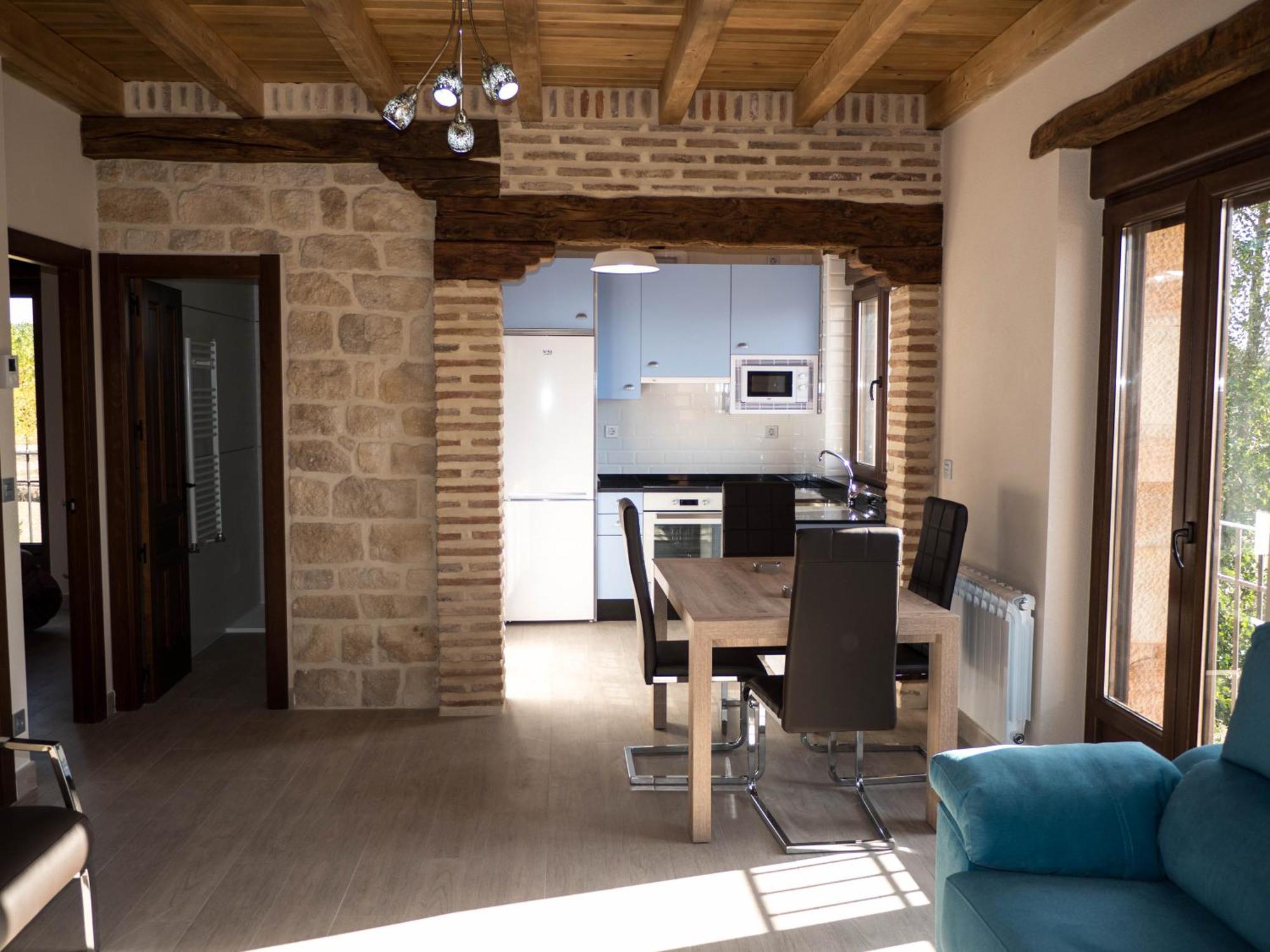 Apartamentos La Fabrica Villaluenga de la Vega Luaran gambar