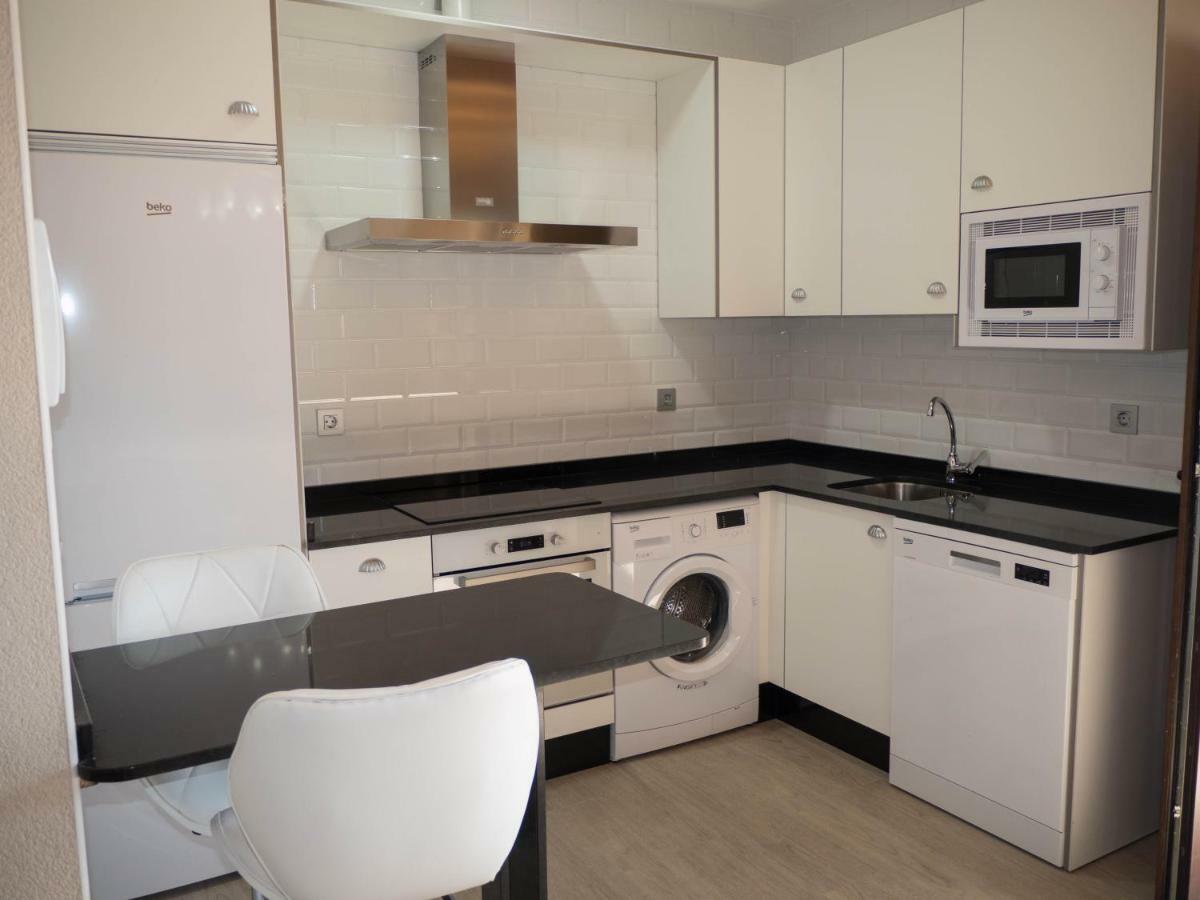 Apartamentos La Fabrica Villaluenga de la Vega Luaran gambar