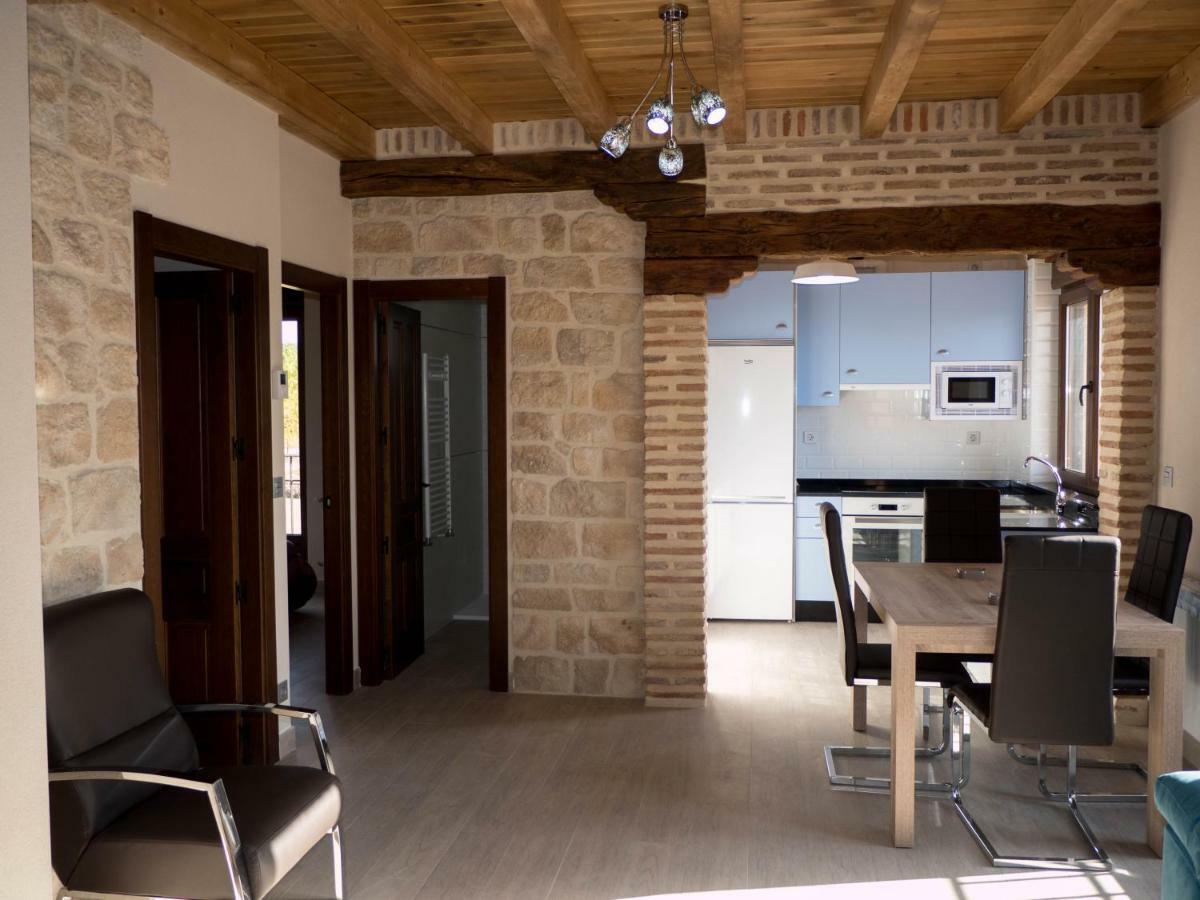 Apartamentos La Fabrica Villaluenga de la Vega Luaran gambar